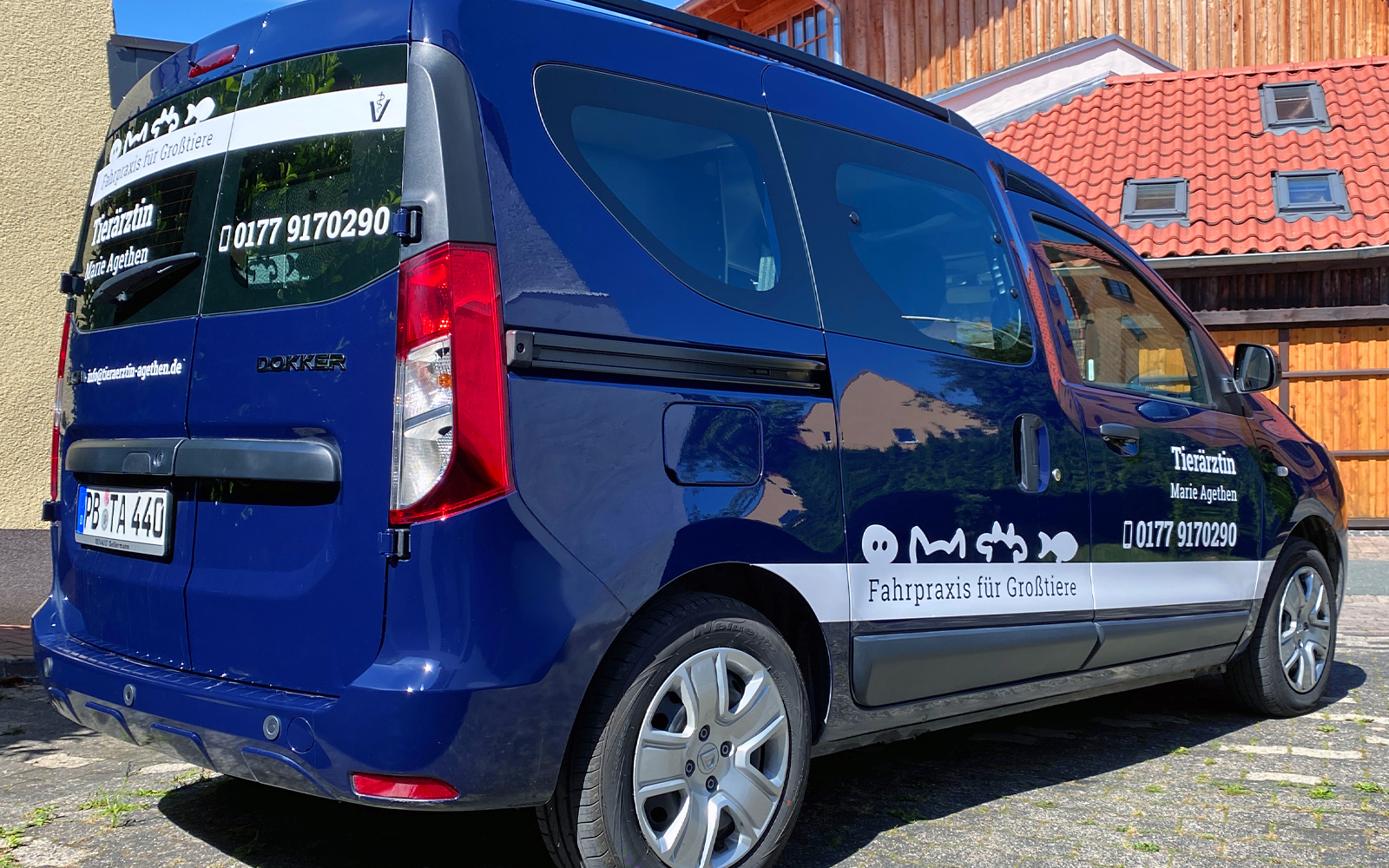 Tier&auml;rztin Agethen